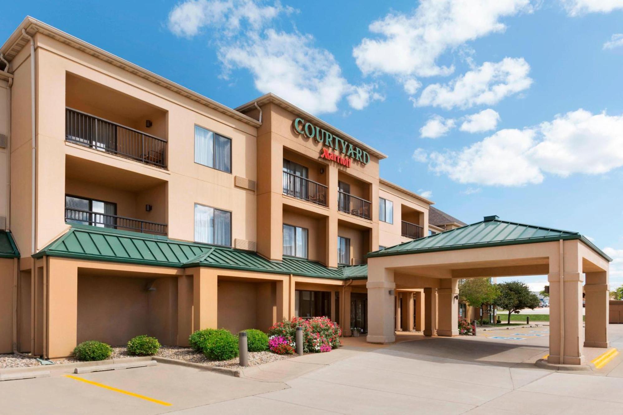 Courtyard By Marriott Bloomington Normal Hotel Luaran gambar