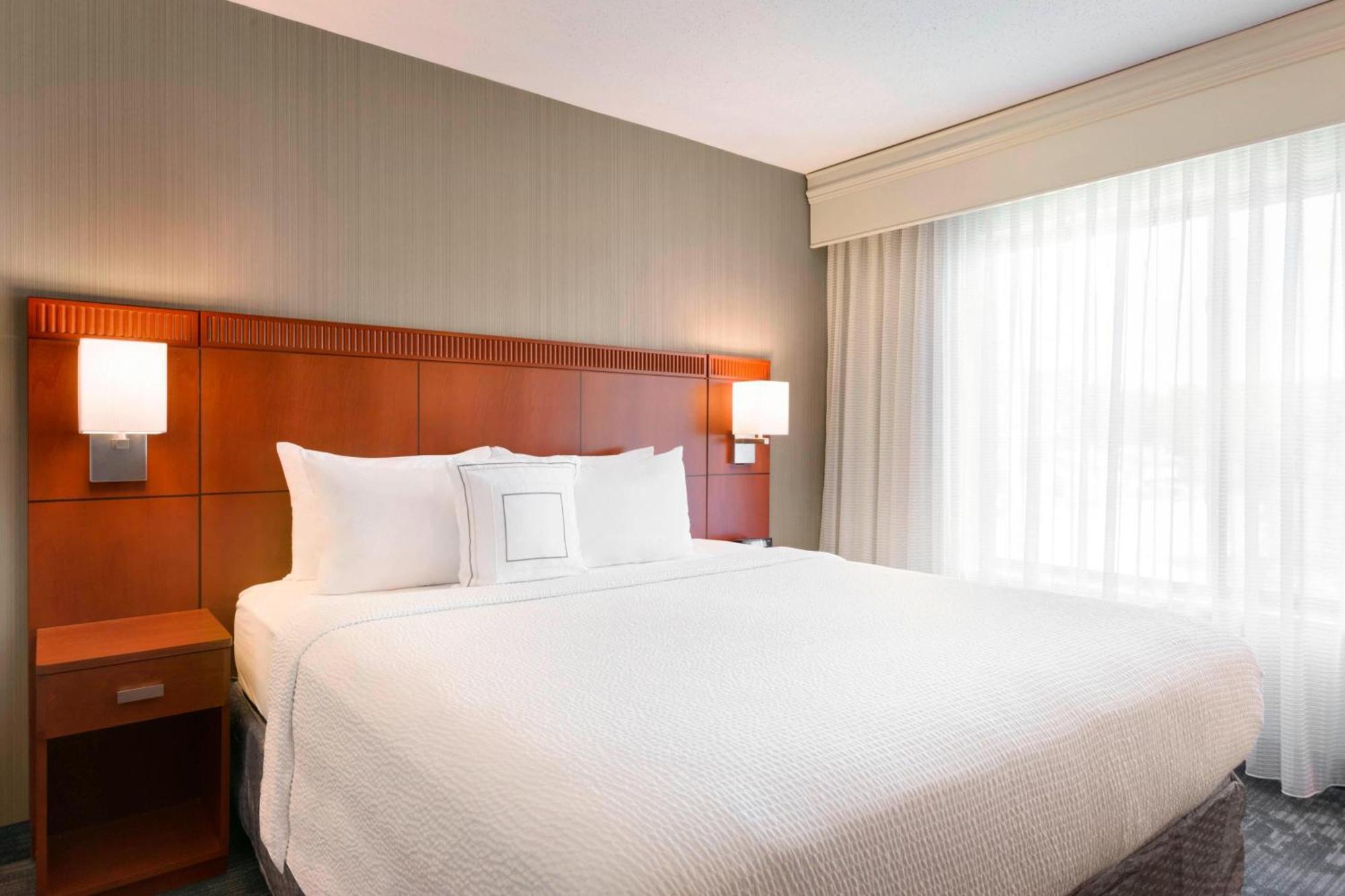 Courtyard By Marriott Bloomington Normal Hotel Luaran gambar