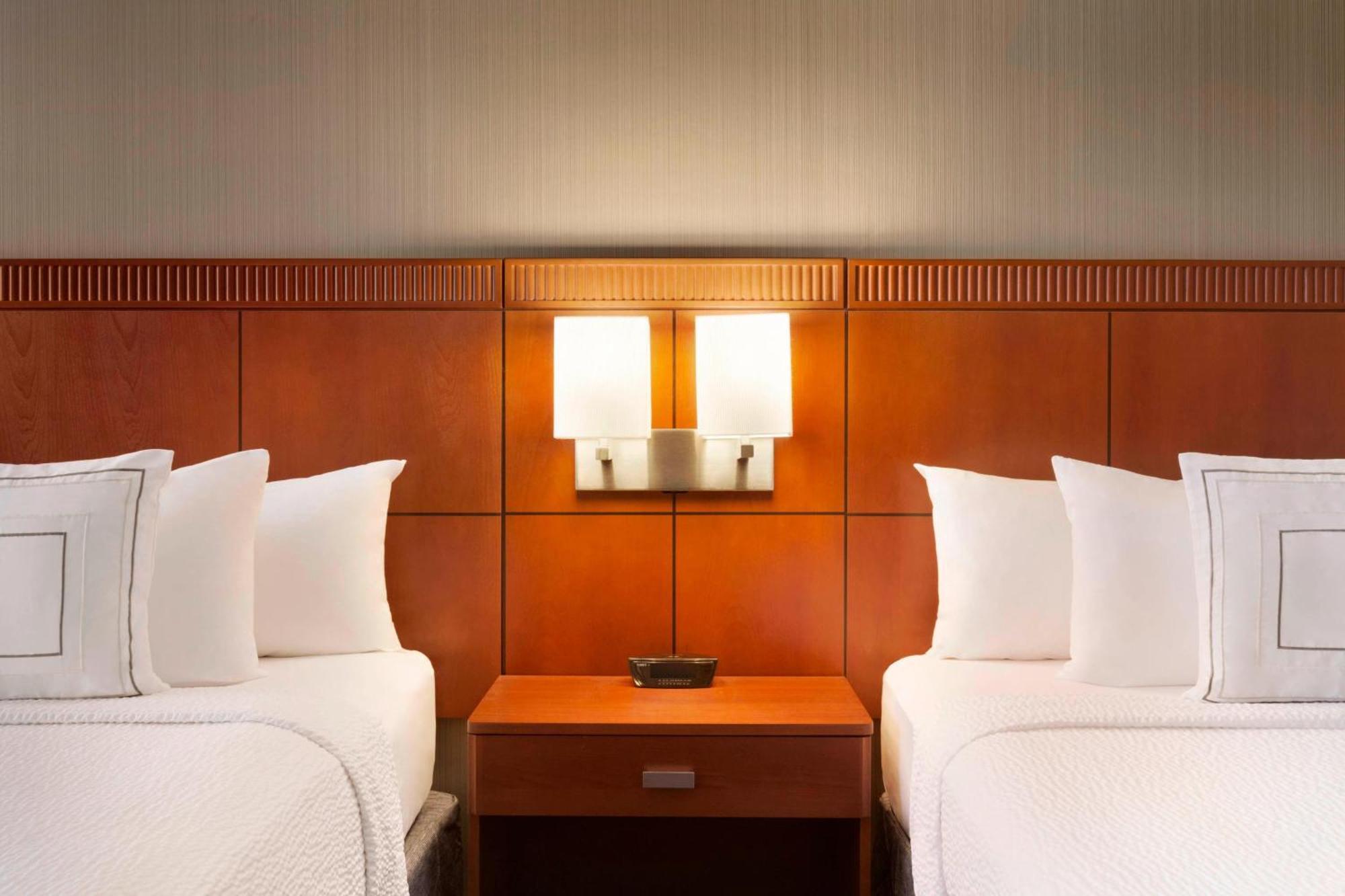 Courtyard By Marriott Bloomington Normal Hotel Luaran gambar
