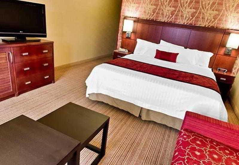 Courtyard By Marriott Bloomington Normal Hotel Luaran gambar